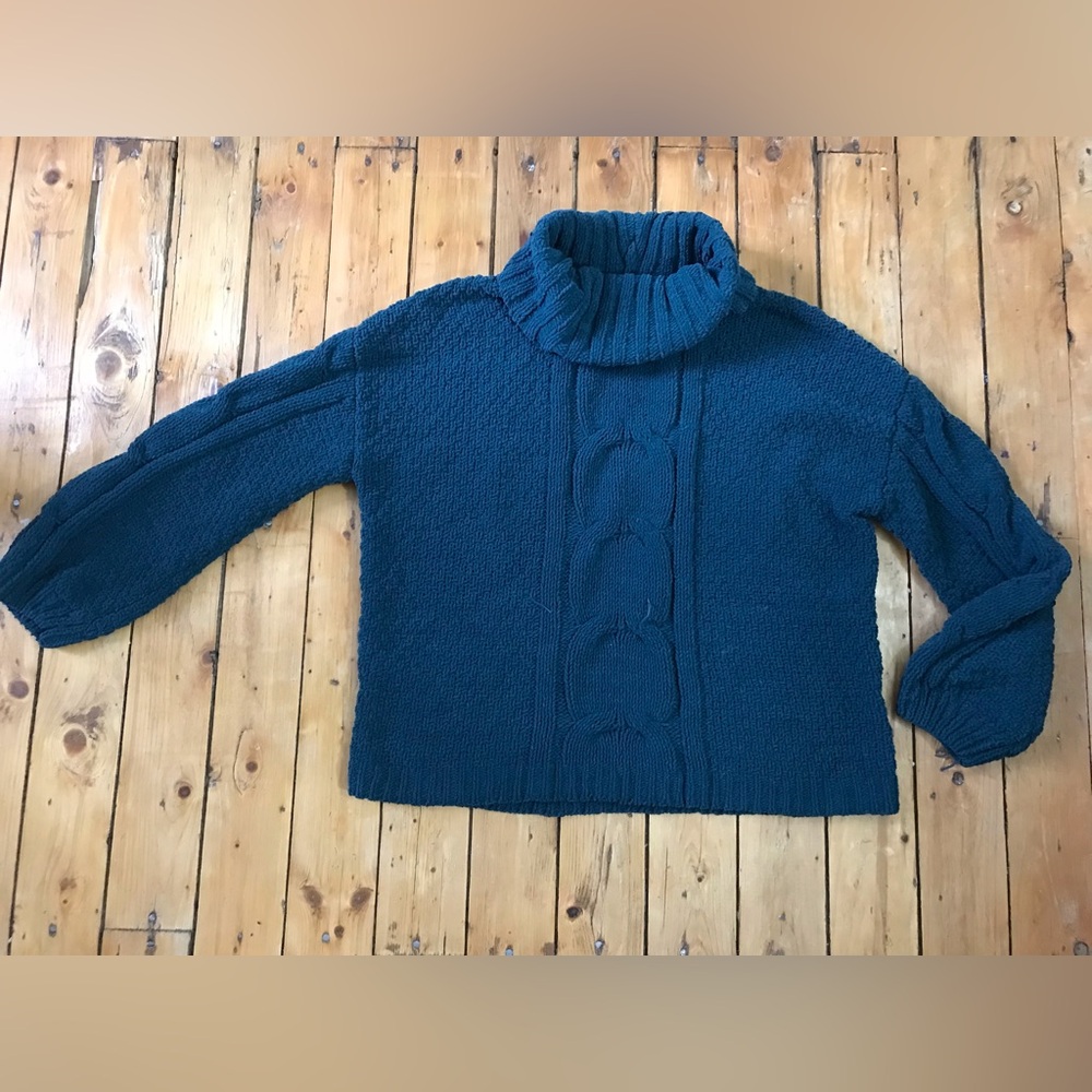 Chunky Green Knit - Picture 1 of 3